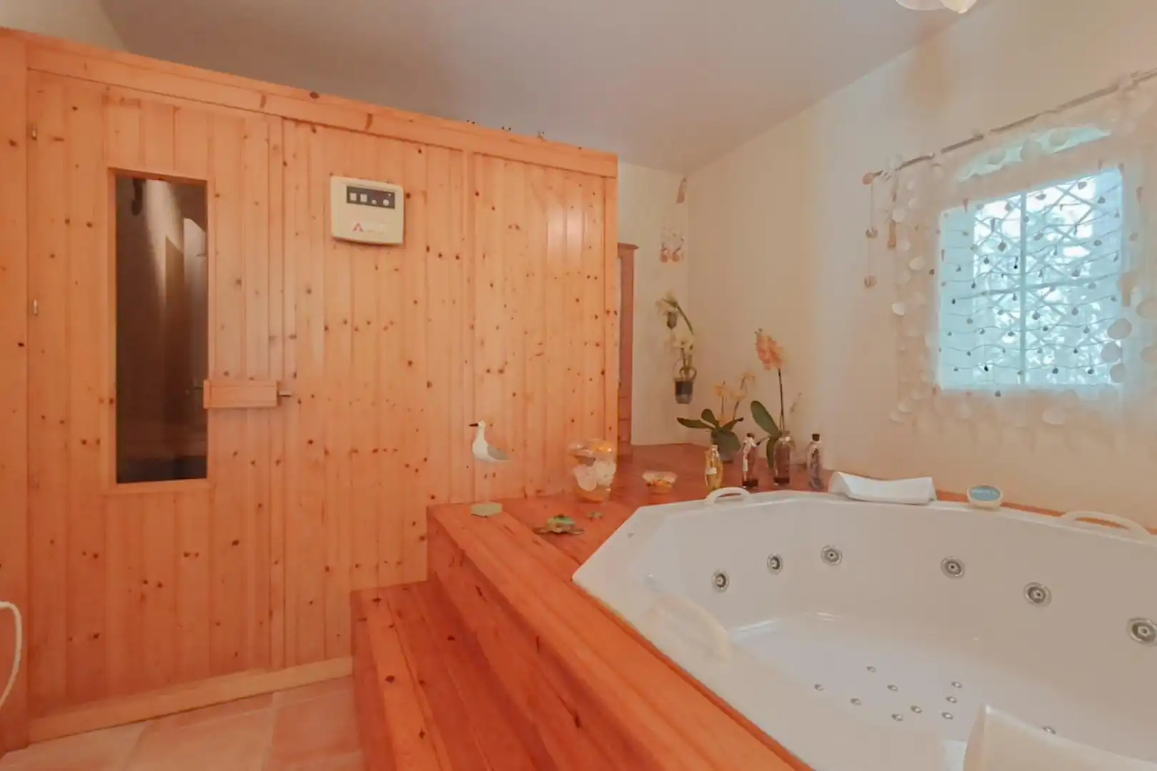 Badezimmer von Haus oder Chalet zum Verkauf in Torrelodones mit Heizung, Privatgarten und Terrasse