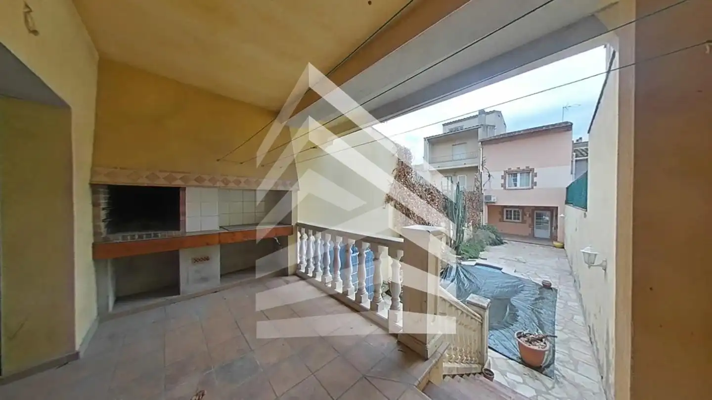 Casa amb terrassa en venda a calle Figueres, imagen 21