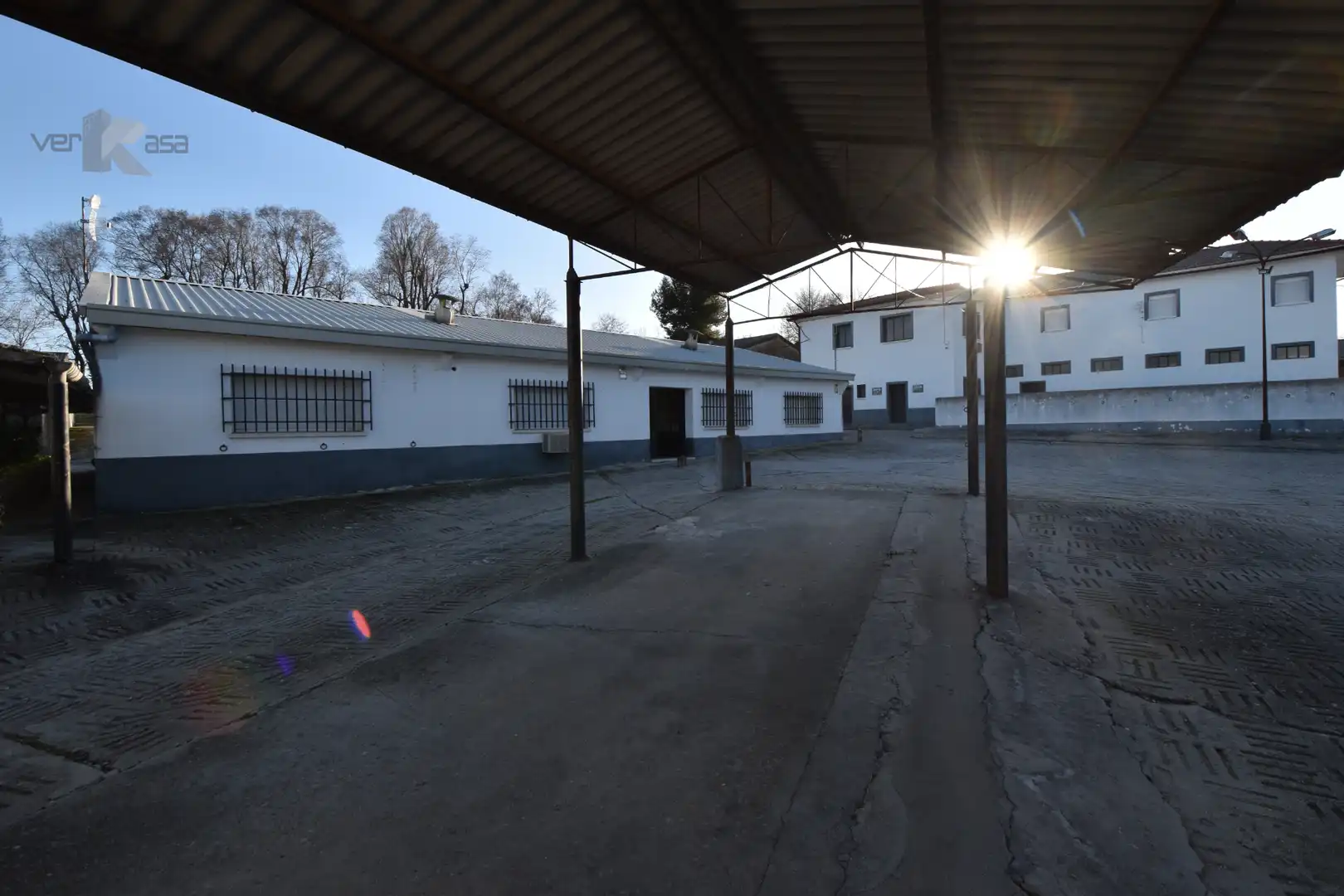 Vista exterior de Nave industrial en venta en Pinto con Calefacción
