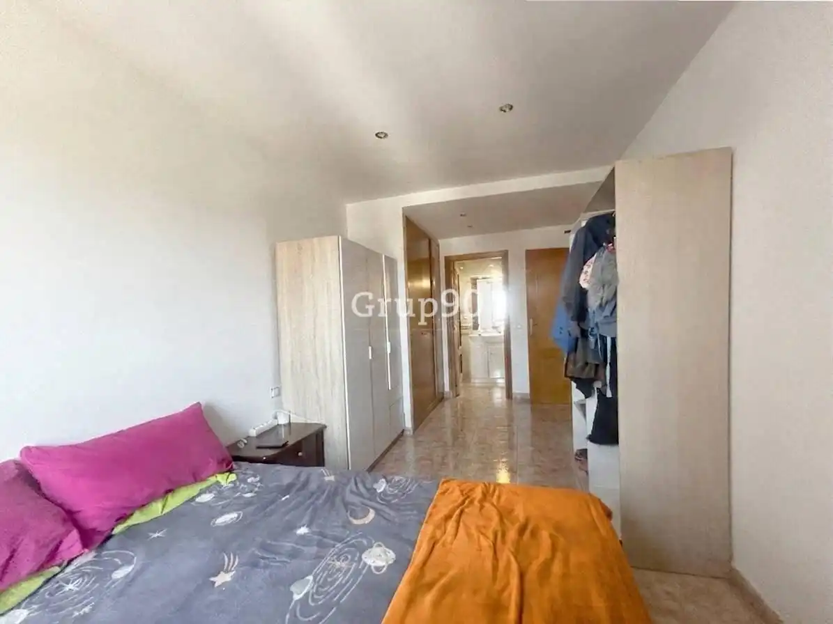 Schlafzimmer von Wohnungen zum Verkauf in Lleida mit Heizung und Balkon