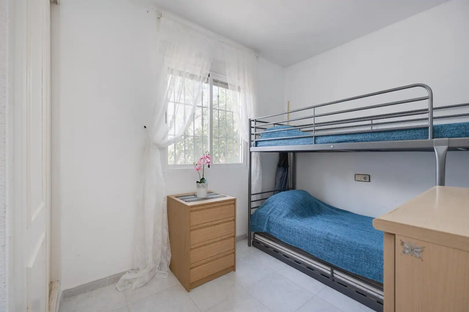 Dormitori de Casa o xalet en venda en Torrevieja amb Aire condicionat, Piscina i Moblat