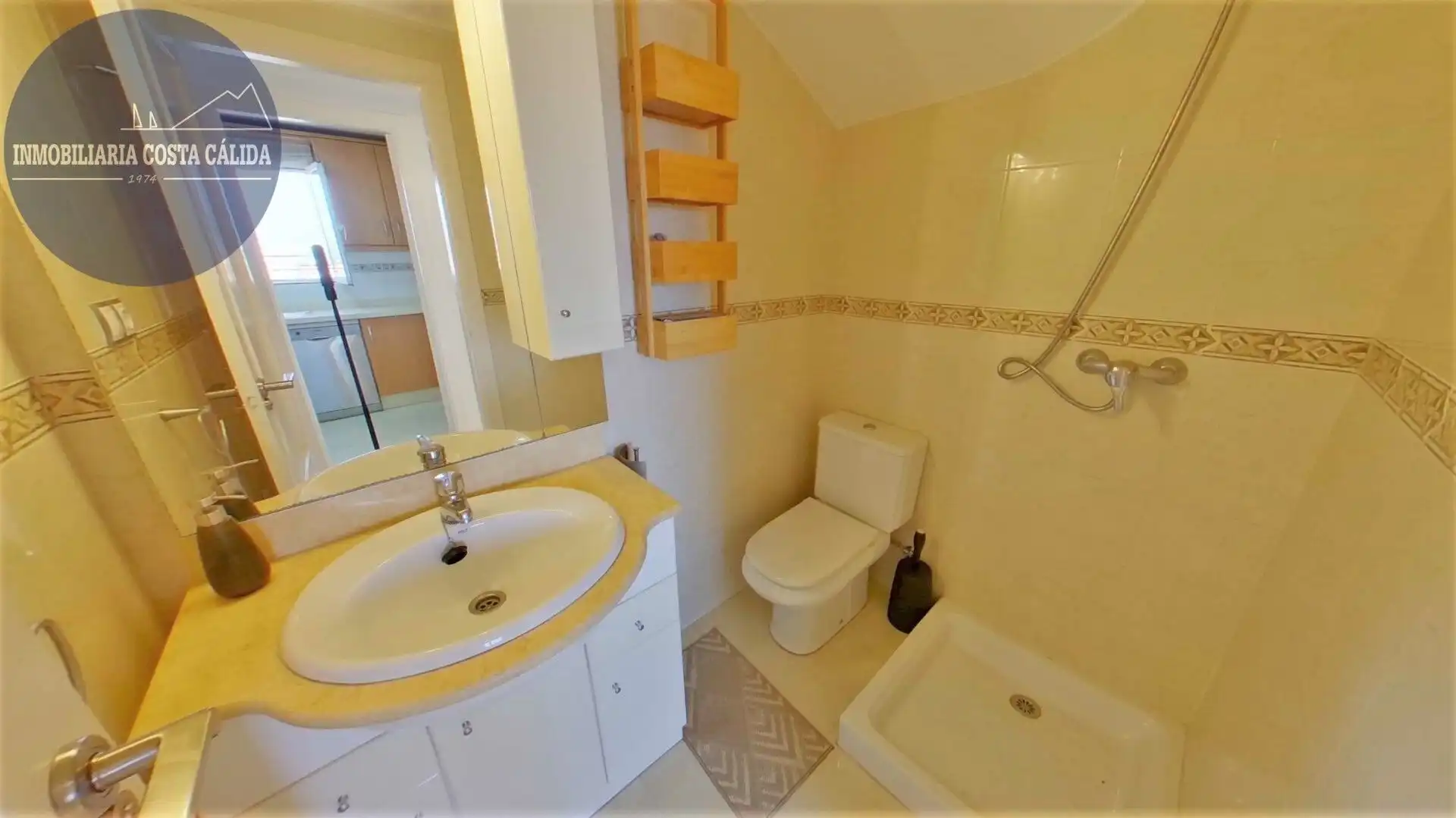 Baño de Dúplex en venta en Águilas con Aire acondicionado, Calefacción y Jardín privado