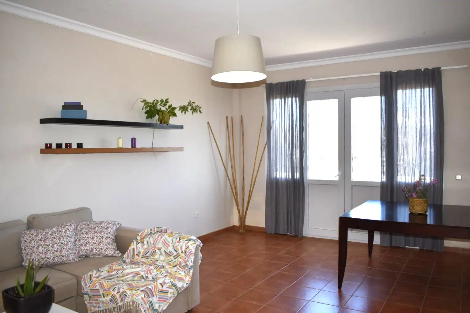 Sala d'estar de Casa o xalet en venda en Las Palmas de Gran Canaria amb Jardí privat, Terrassa i Balcó