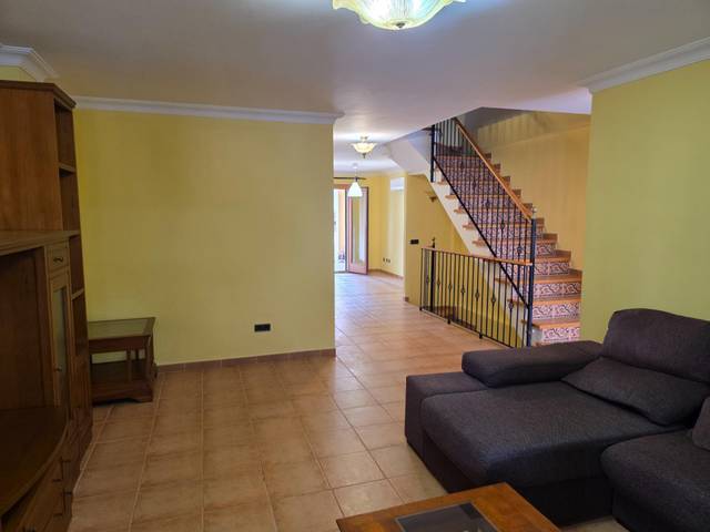 Casa-chalet en Alquiler en Binissalem