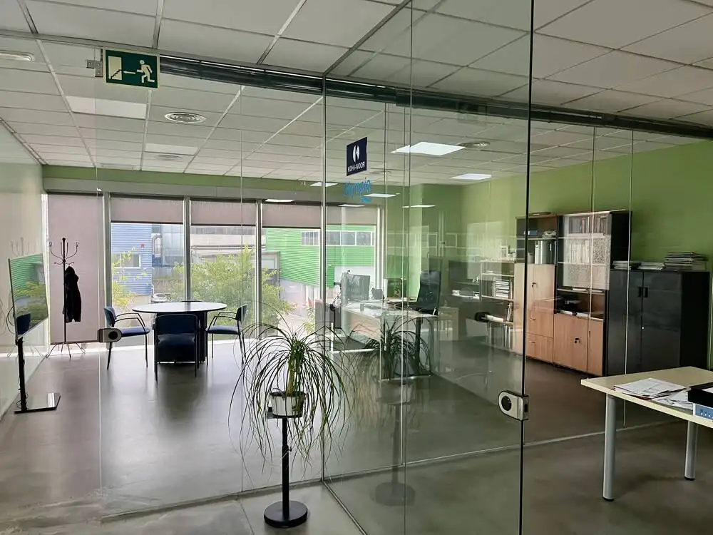 Fabrikhallen zur Miete in Barberà del Vallès