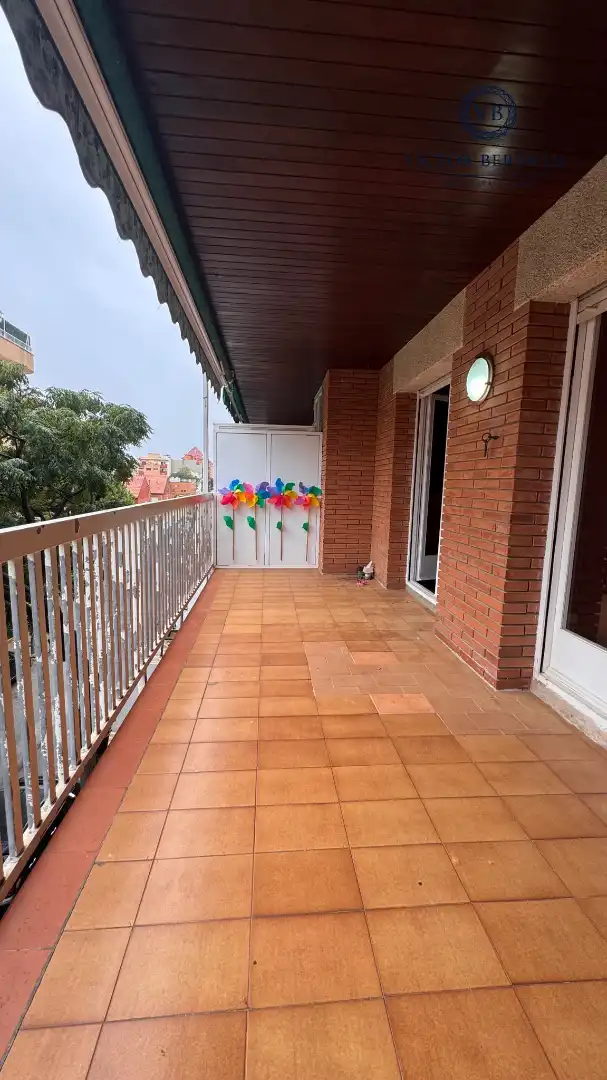 Piso con terraza en venta en Carrer Santa Maria, imagen 3
