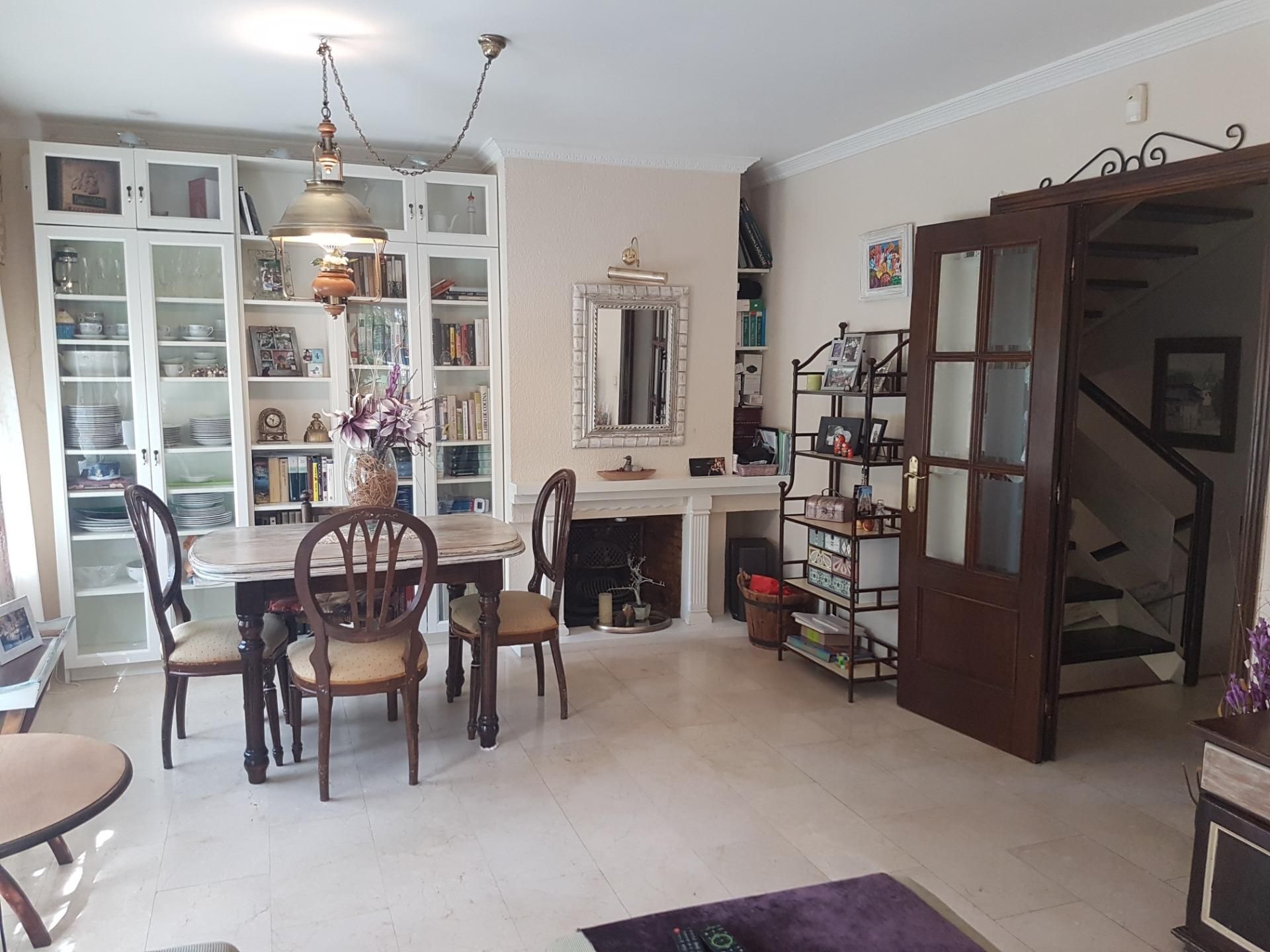 Casa o xalet en venda a Calle de Málaga, Peñas Albas - Zulema