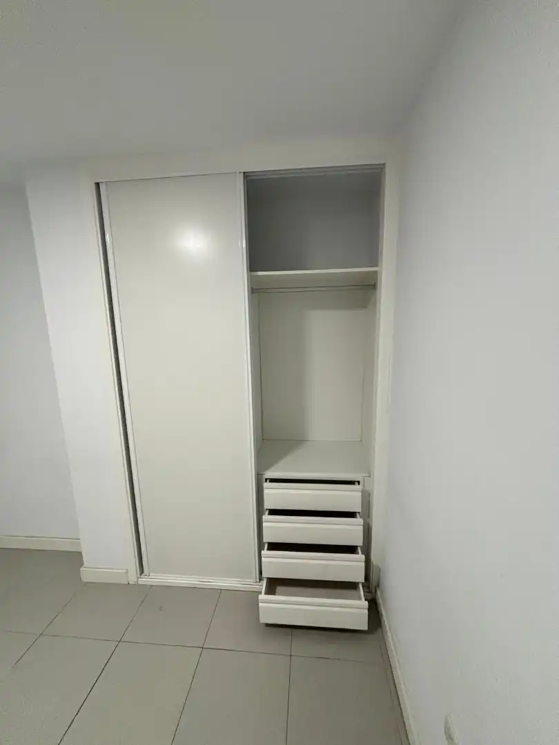 Flat for rent in Calle Heliodoro Rodríguez López, 26, La Salle - Cuatro Torres