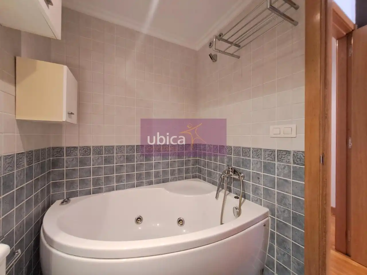 Baño de Piso de alquiler en O Porriño   con Aire acondicionado, Calefacción y Terraza
