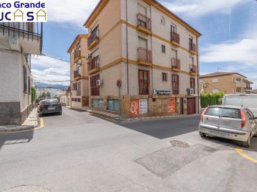 Pis amb balcó en venda a Calle  Pintor Murillo 5