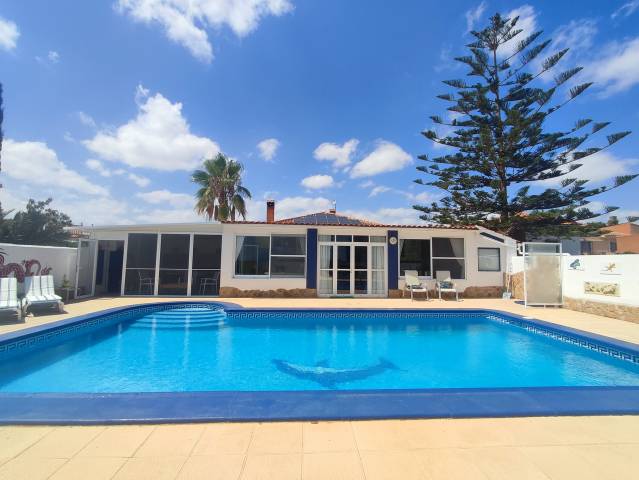 Casa-chalet en Venta en Gea y Truyols