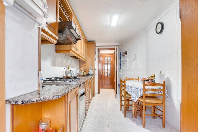 Piso en Venta en La Verneda i la Pau