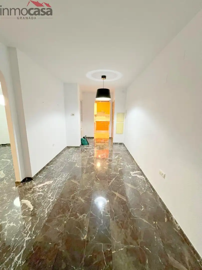 Piso de alquiler en Armilla con Calefacción, Trastero y Balcón