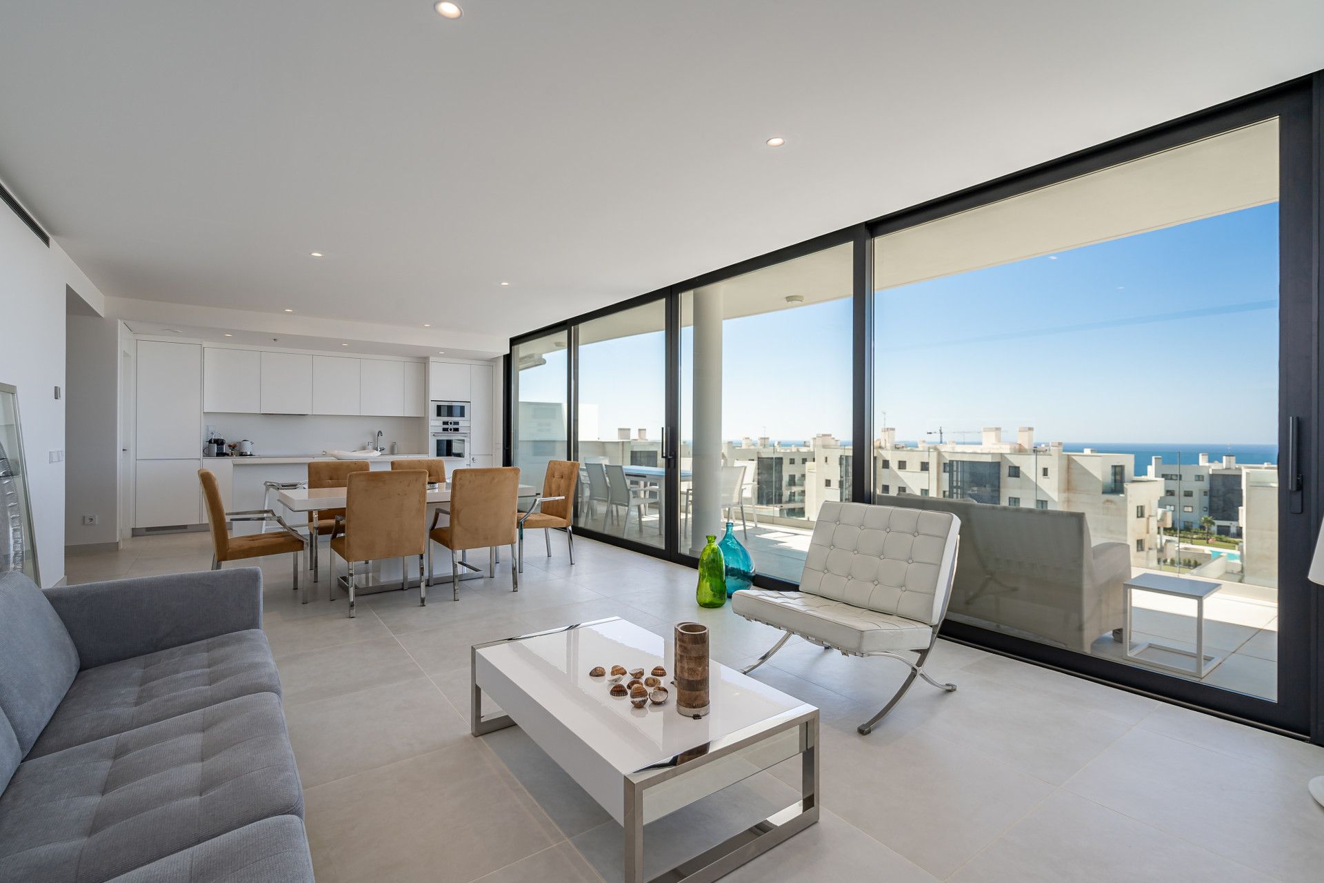 Living room of Apartment for sale in Fuengirola  with Air Conditioner, Terrace and Swimming Pool