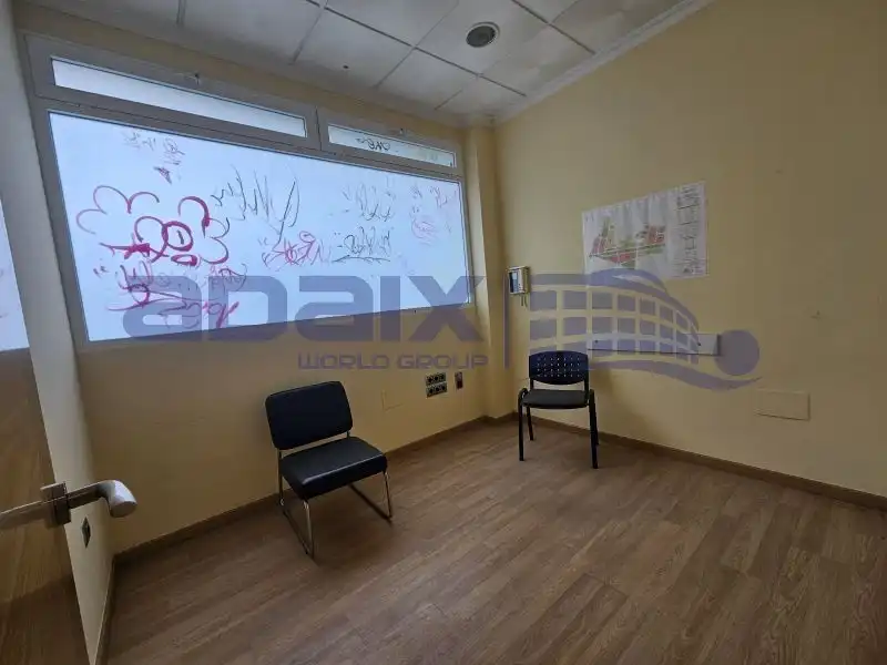 Business premises for sale in Calle Numancia, imagen 7