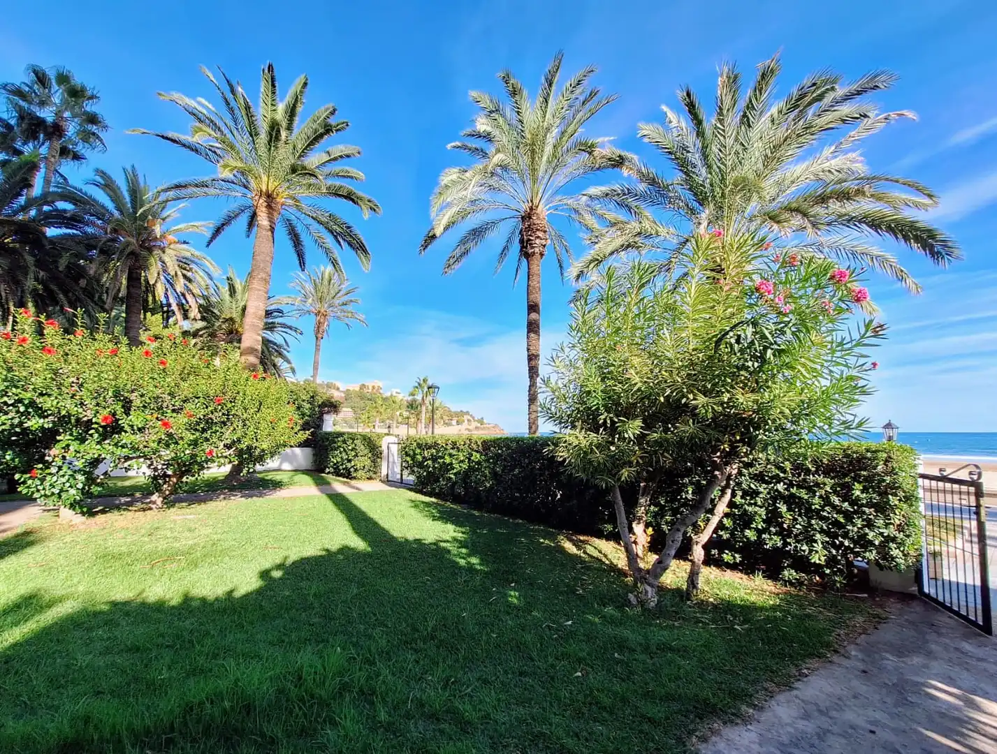 Jardí de Apartament en venda en Benicasim / Benicàssim amb Jardí privat, Terrassa i Moblat