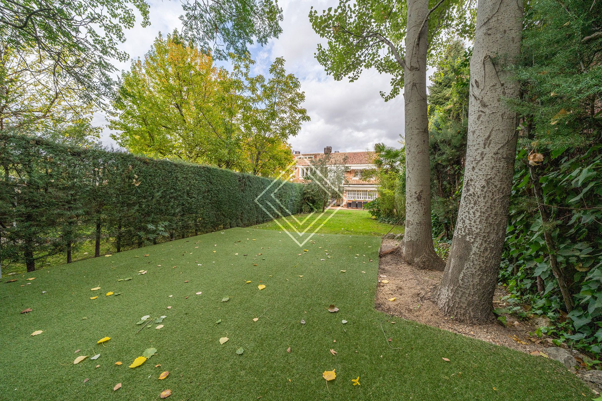 Garden of Single-family semi-detached for sale in  Madrid Capital  with Air Conditioner, Heating and Private garden