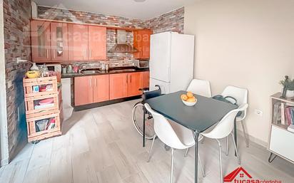 Cuina de Casa o xalet en venda en  Córdoba Capital amb Aire condicionat i Calefacció
