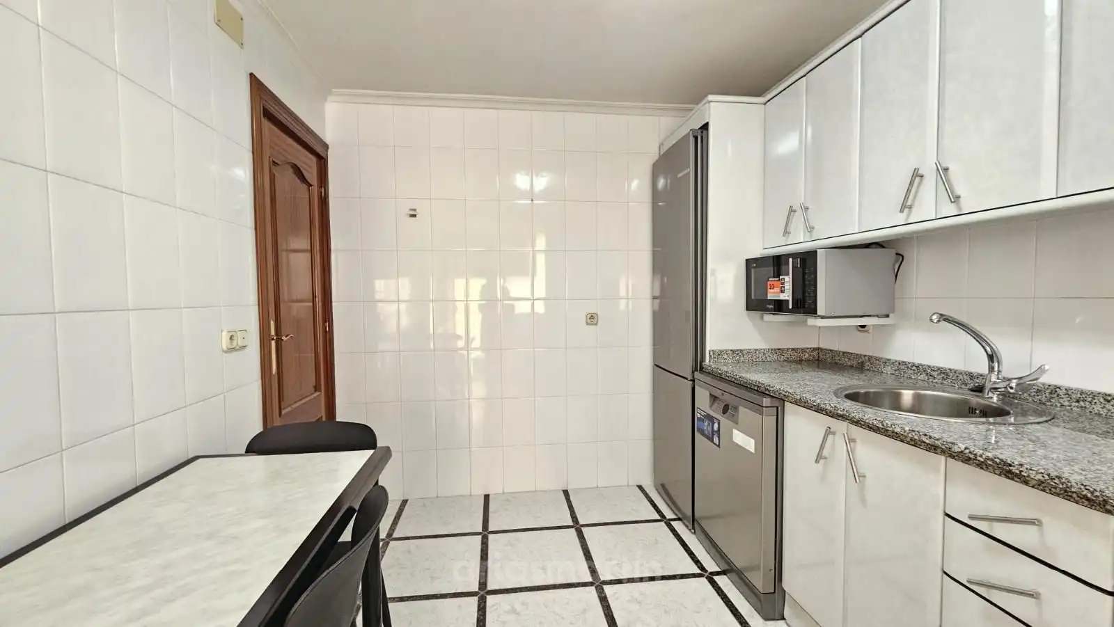 Kitchen of Flat for rent in Salamanca  with Heating, Terrace and Furnished