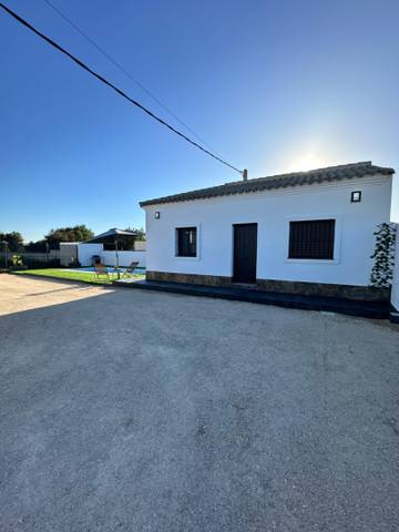 Casa-chalet en Alquiler en Callejón de la Pedrera en Las Lagunas - Campano