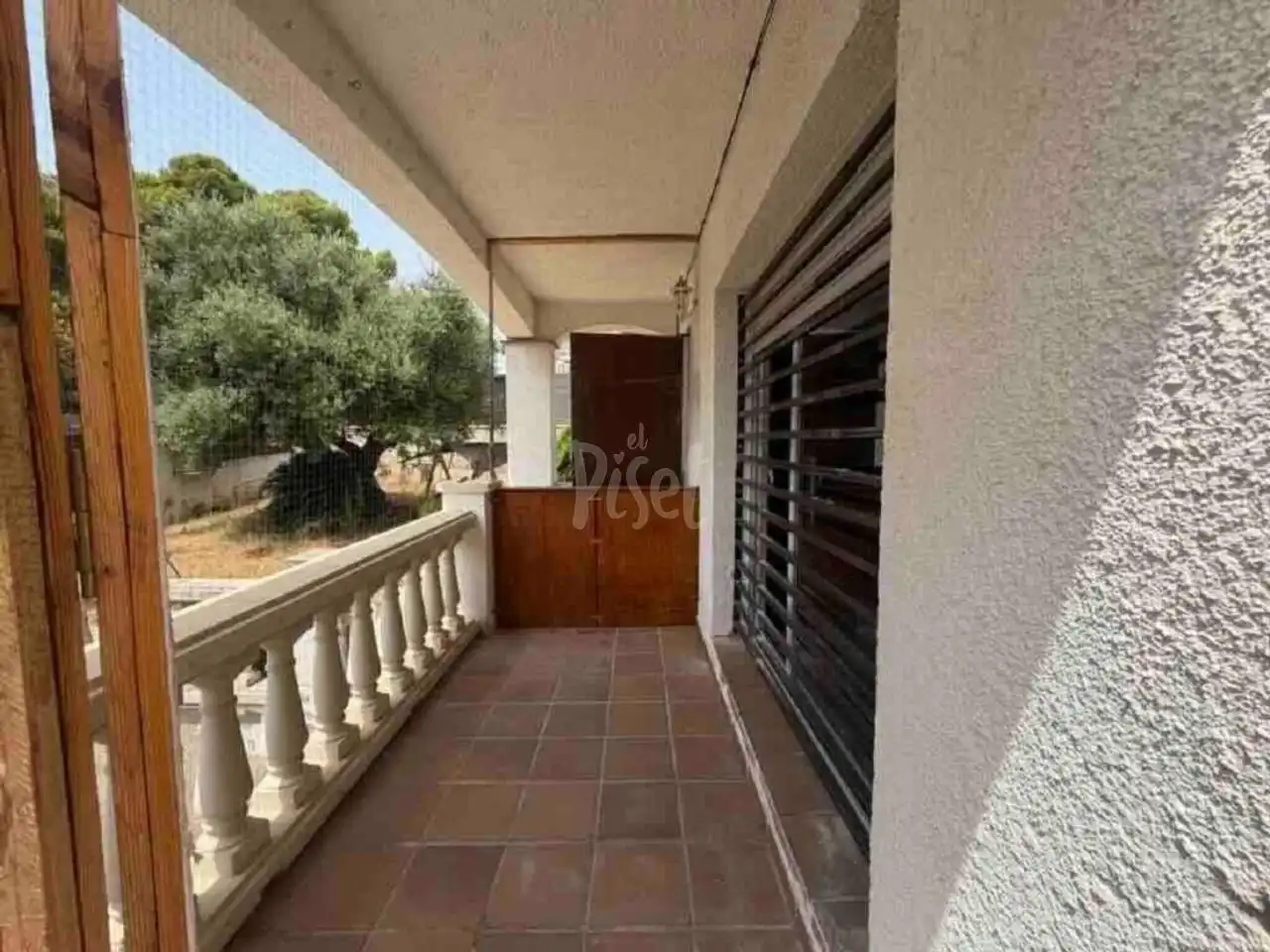 Terrassa de Casa o xalet en venda en Cunit amb Jardí privat