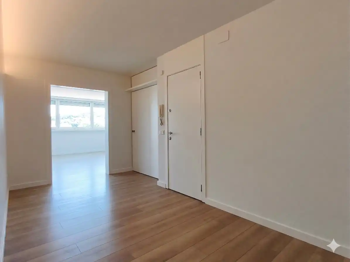 Attic for rent in Girona  with Air Conditioner, Heating and Terrace