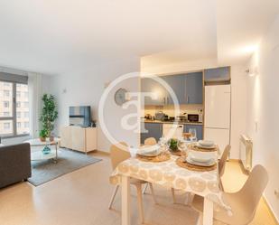 Exterior view of Flat to rent in  Madrid Capital  with Furnished, Oven and Washing machine