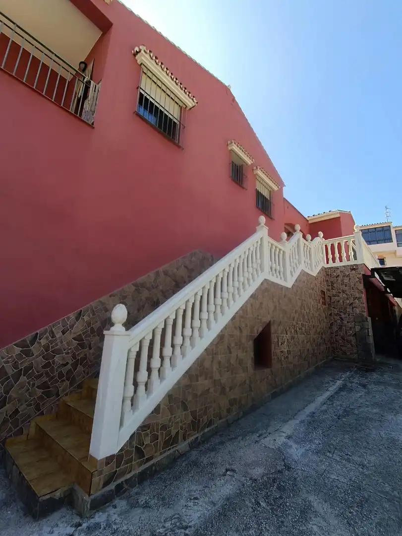 Vista exterior de Casa o chalet en venta en Málaga con Aire acondicionado, Jardín privado y Terraza