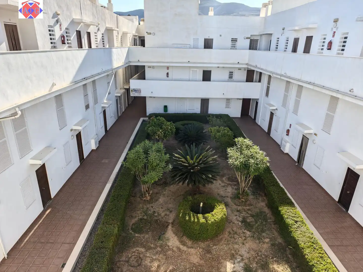 Außenansicht von Dachboden zum Verkauf in Lújar mit Klimaanlage, Terrasse und Möbliert