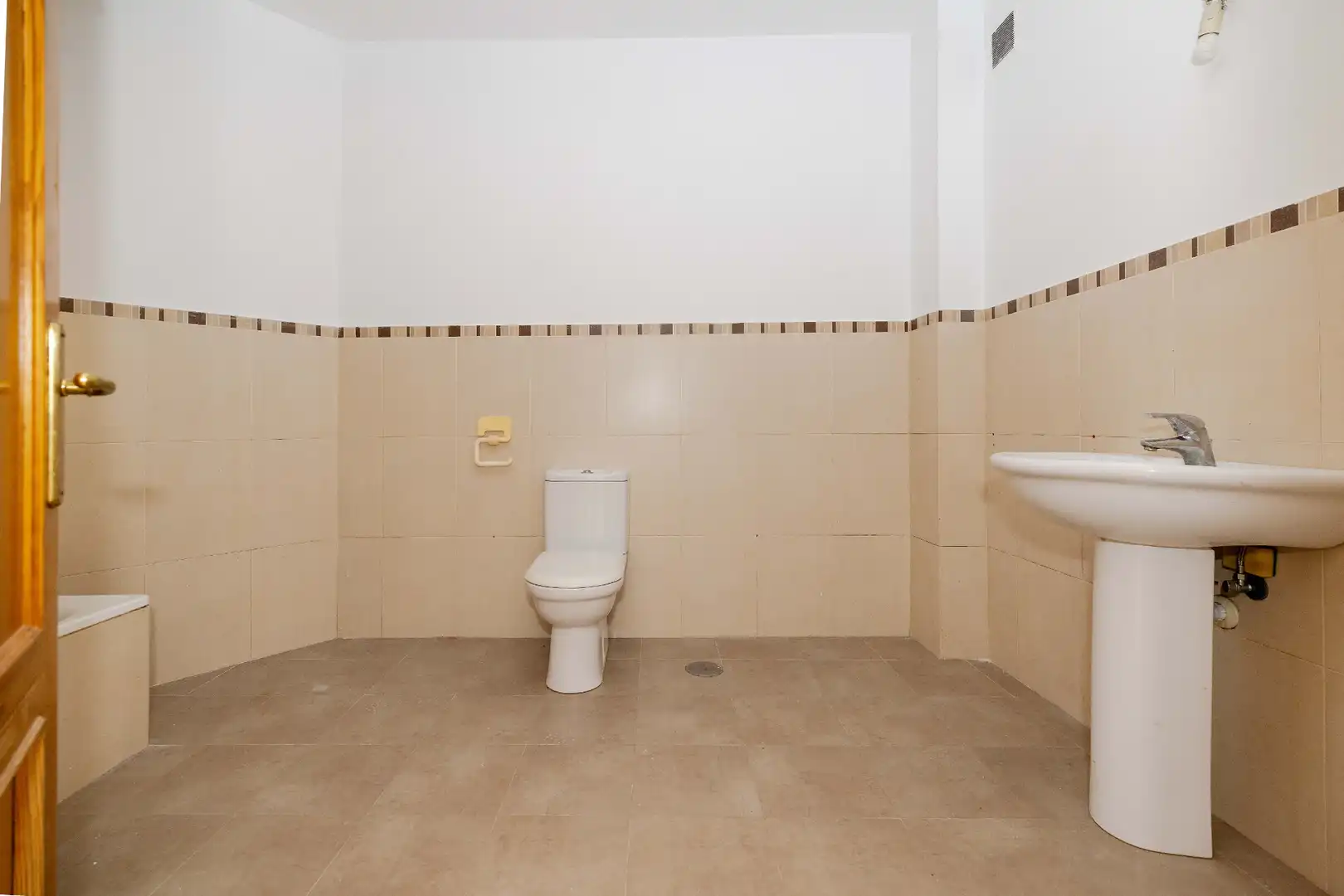 Bany de Casa adosada en venda en Mijas amb Jardí privat, Terrassa i Traster