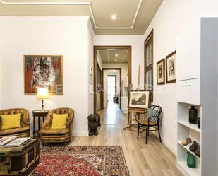 Apartament en venda en  Barcelona Capital amb Aire condicionat, Terrassa i Balcó