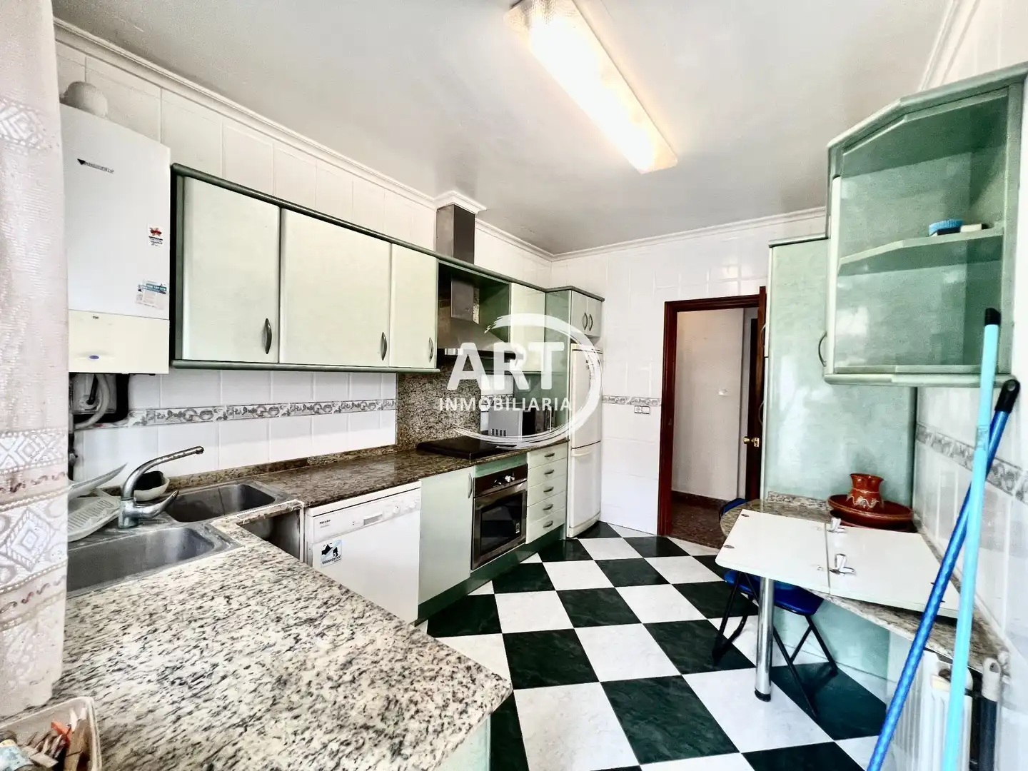 Cocina de Casa o chalet en venta en Riba-roja de Túria, Valencia