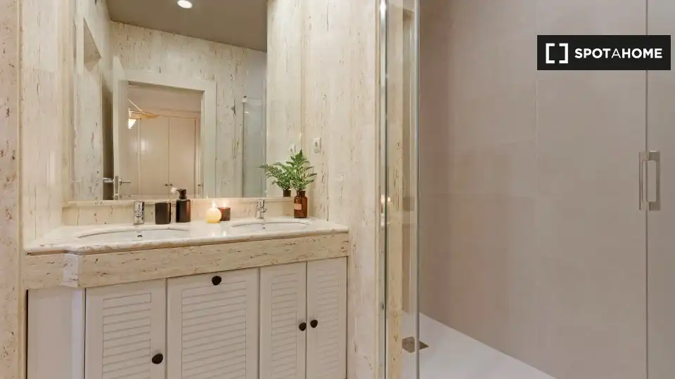 Room in Castellana