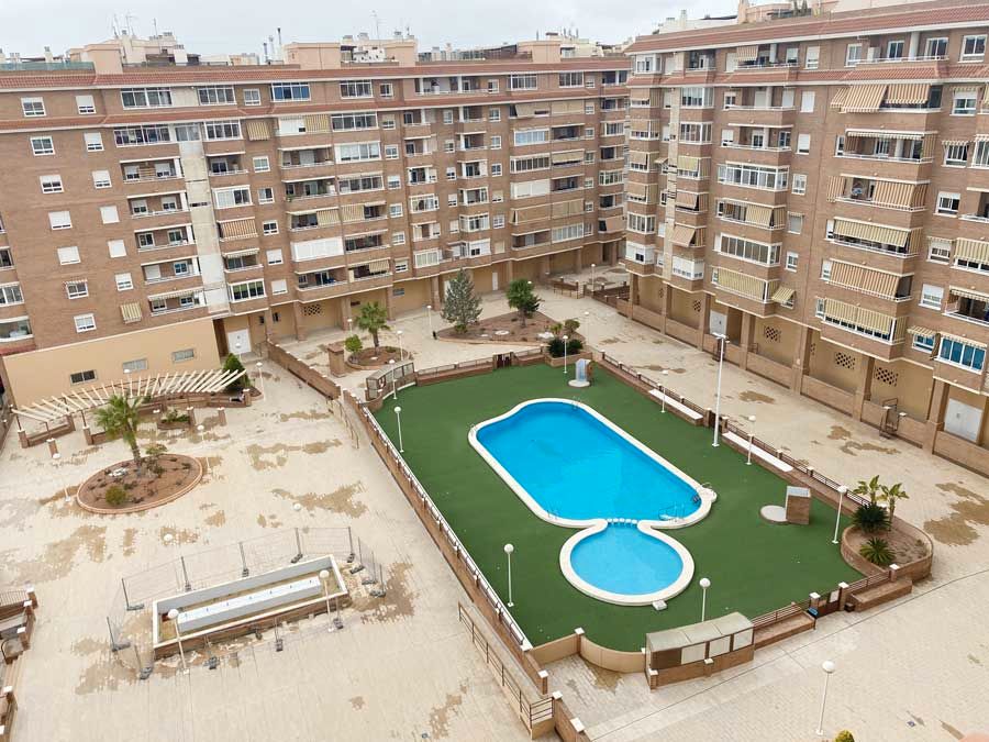 Swimming pool of Flat to rent in Alicante / Alacant  with Air Conditioner, Heating and Terrace