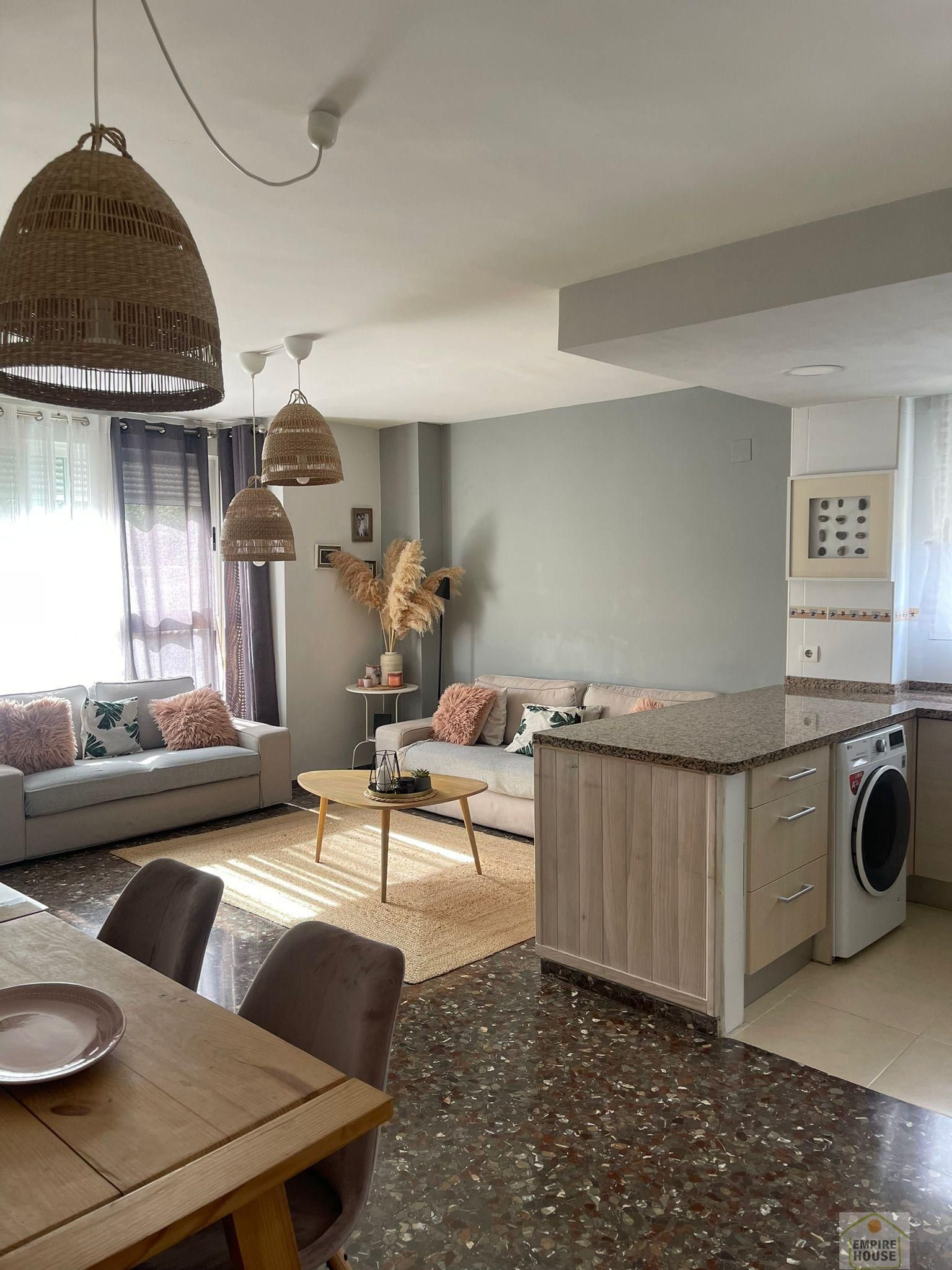 Sala de estar de Piso en venta en Torrent con Aire acondicionado, Calefacción y Trastero