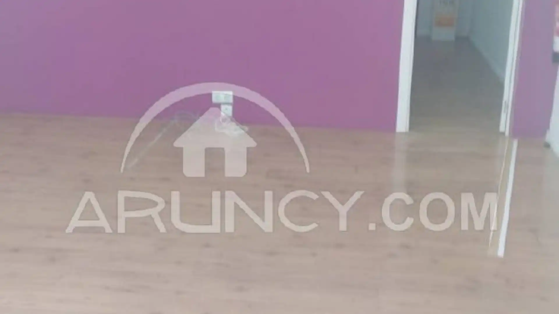 Local de alquiler en Torre Cruz - Los Molinos