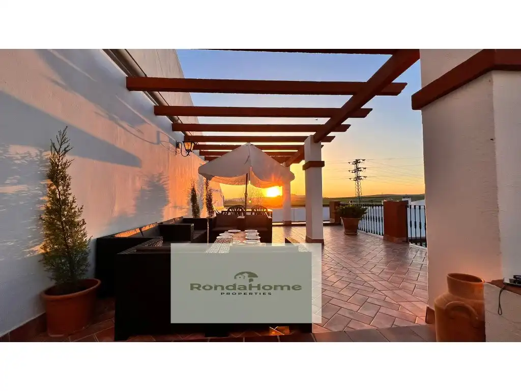 Country homes for sale in Villamartín