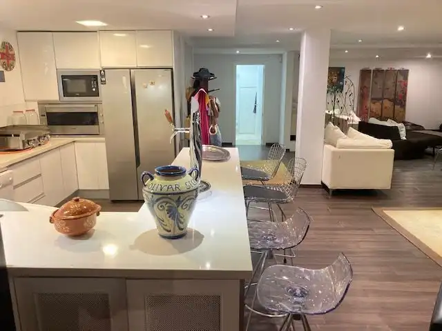 Cuina de Casa o xalet en venda en Roquetas de Mar amb Aire condicionat, Calefacció i Jardí privat