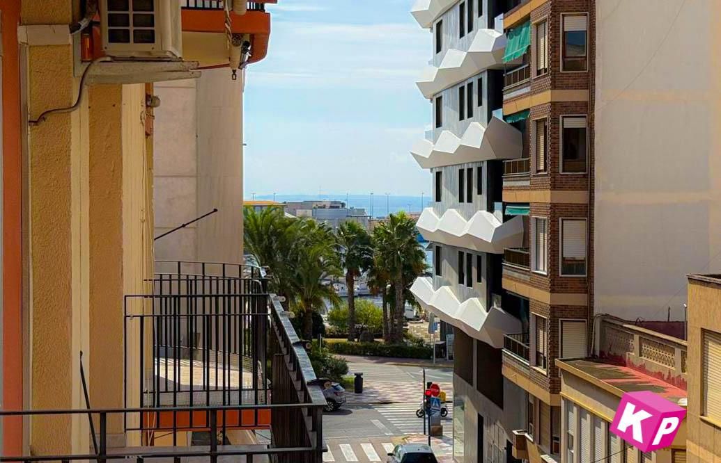 Exterior view of Flat for sale in Santa Pola  with Air Conditioner and Terrace