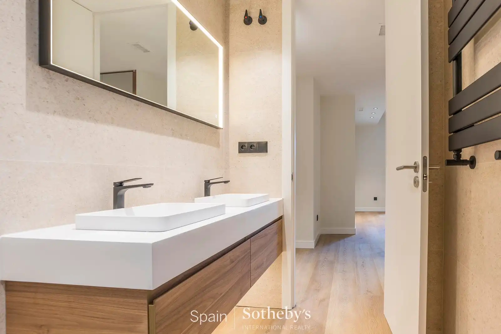 Bany de Apartament en venda en Madrid amb Aire condicionat i Calefacció