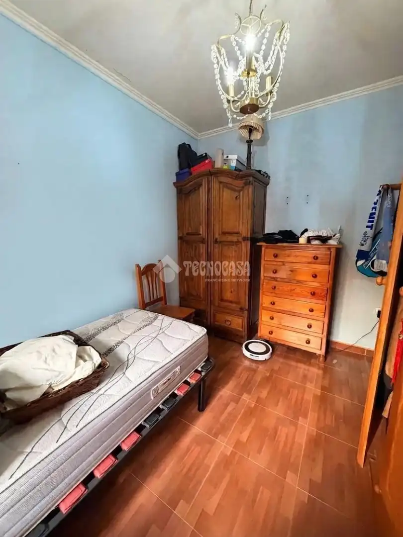 Bedroom of Flat for sale in Zona de la Vega