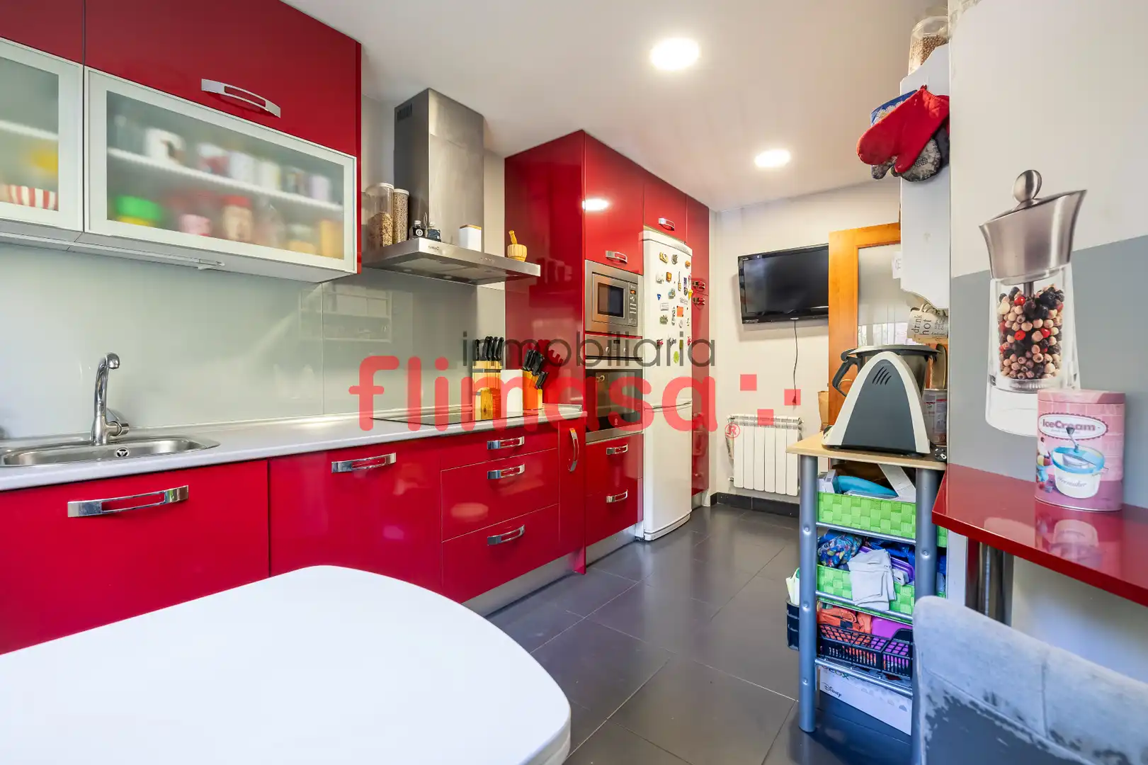 Cocina de Casa adosada en venta en Villaviciosa de Odón con Aire acondicionado, Calefacción y Jardín privado