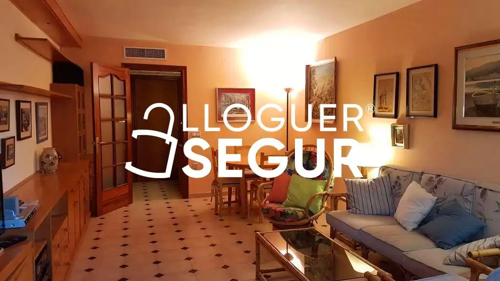 Piso de alquiler en Marítim, Centre