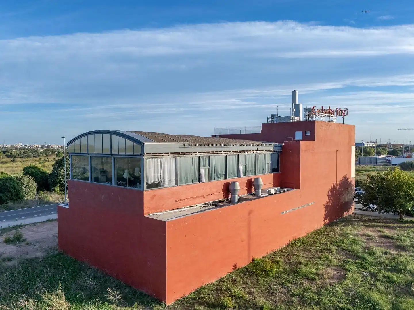 Vista exterior de Local en venta en Castellón de la Plana / Castelló de la Plana con Aire acondicionado