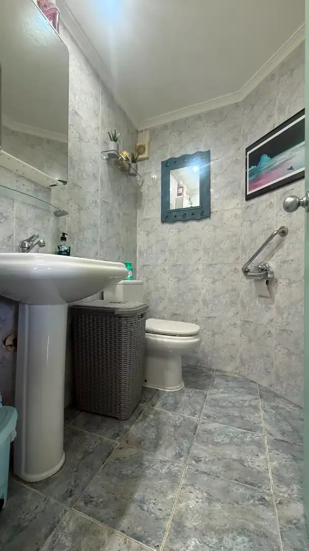 Baño de Apartamento en venta en Sant Antoni de Portmany con Aire acondicionado, Terraza y Amueblado