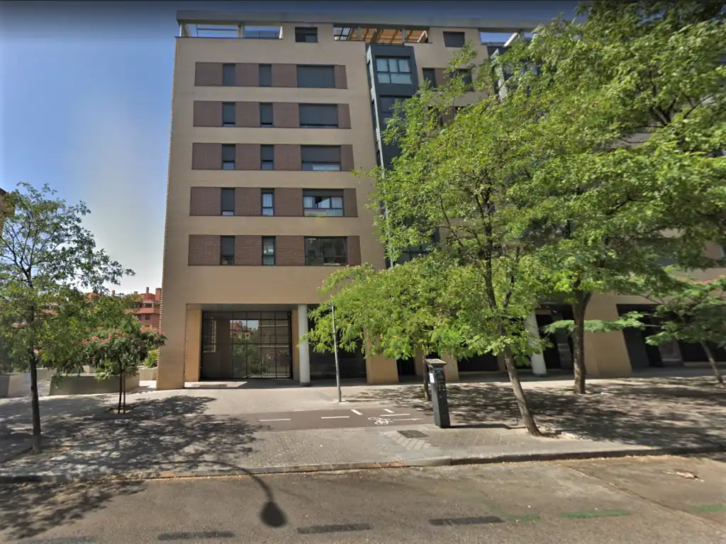 Parking with lift for sale in J A VALLEJO-NAJERA BOTAS, imagen 2
