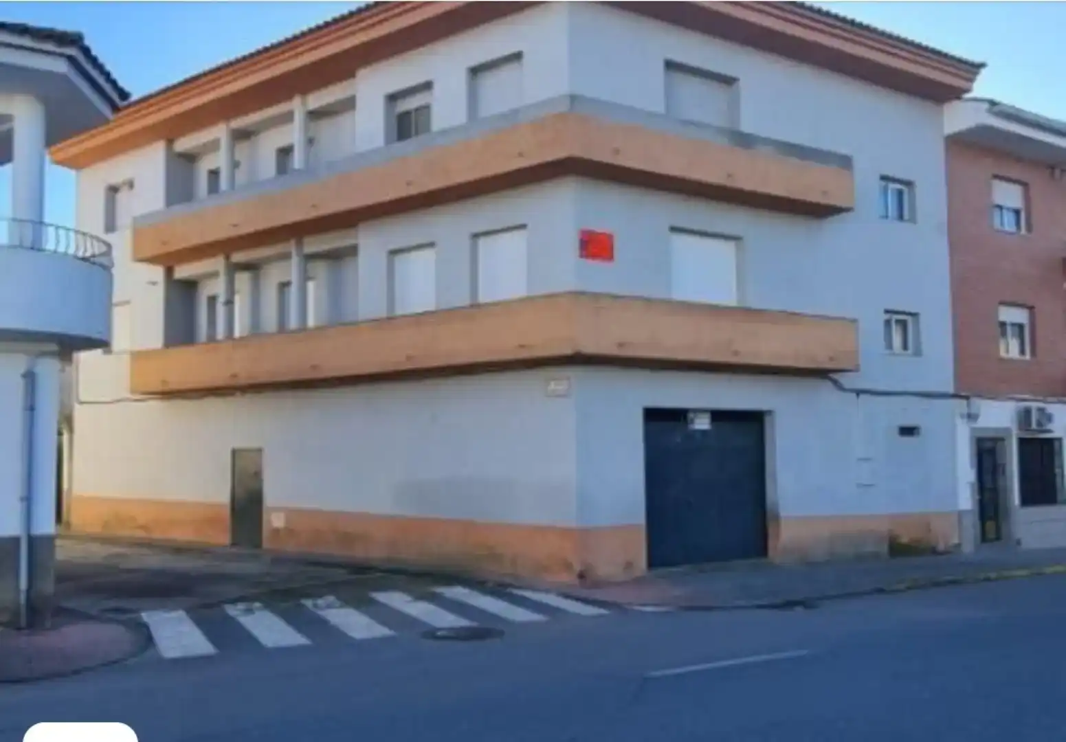 Vista exterior de Pis en venda en Alcuéscar amb Traster