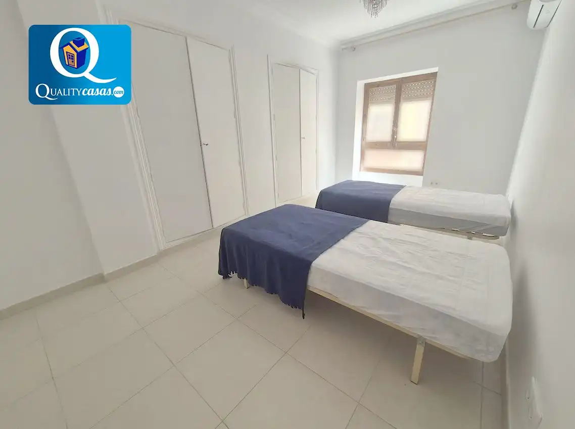 Habitación de Piso de alquiler en Alicante / Alacant con Aire acondicionado