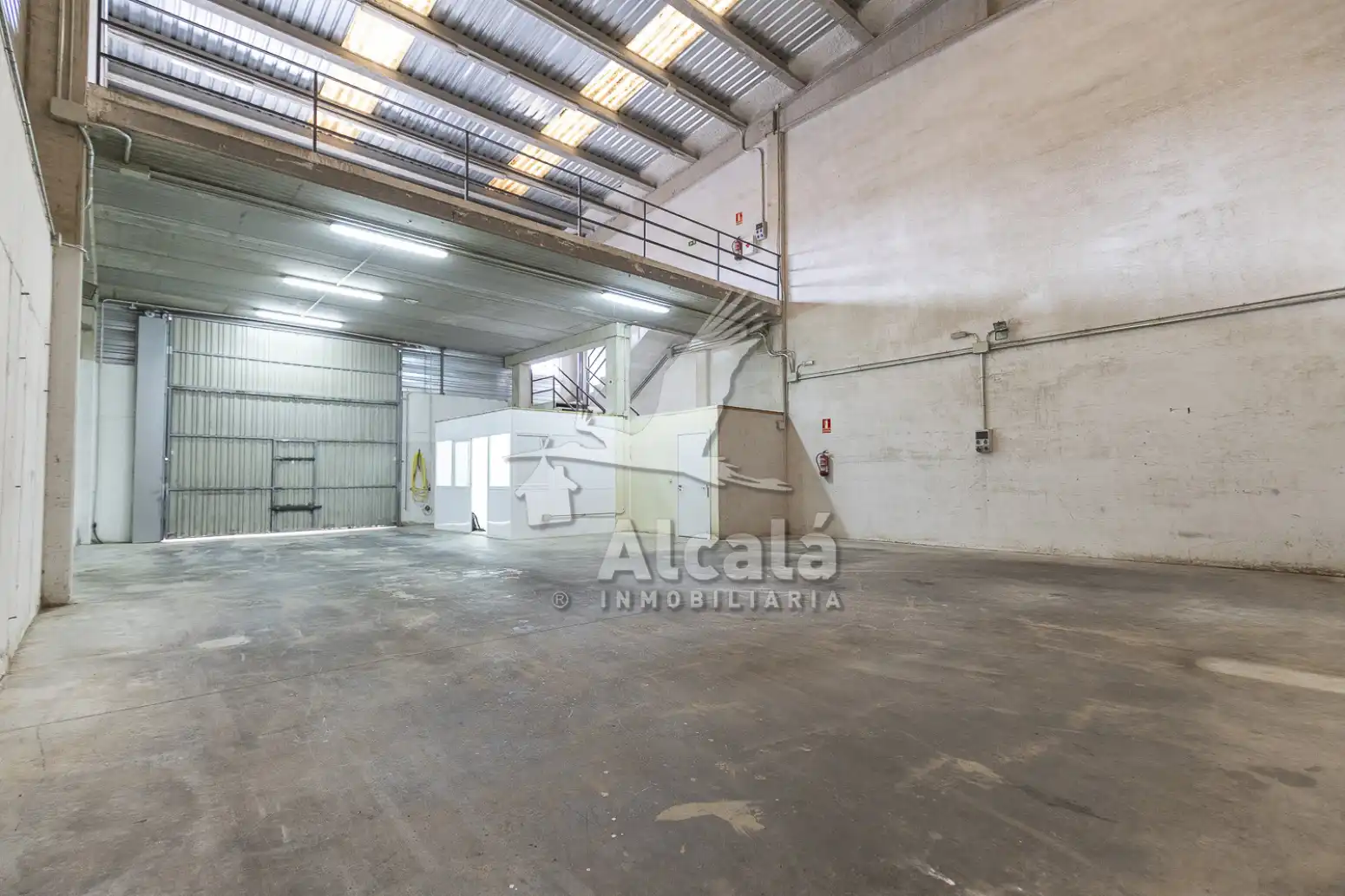 Industrial buildings for sale in Daganzo de Arriba, Madrid