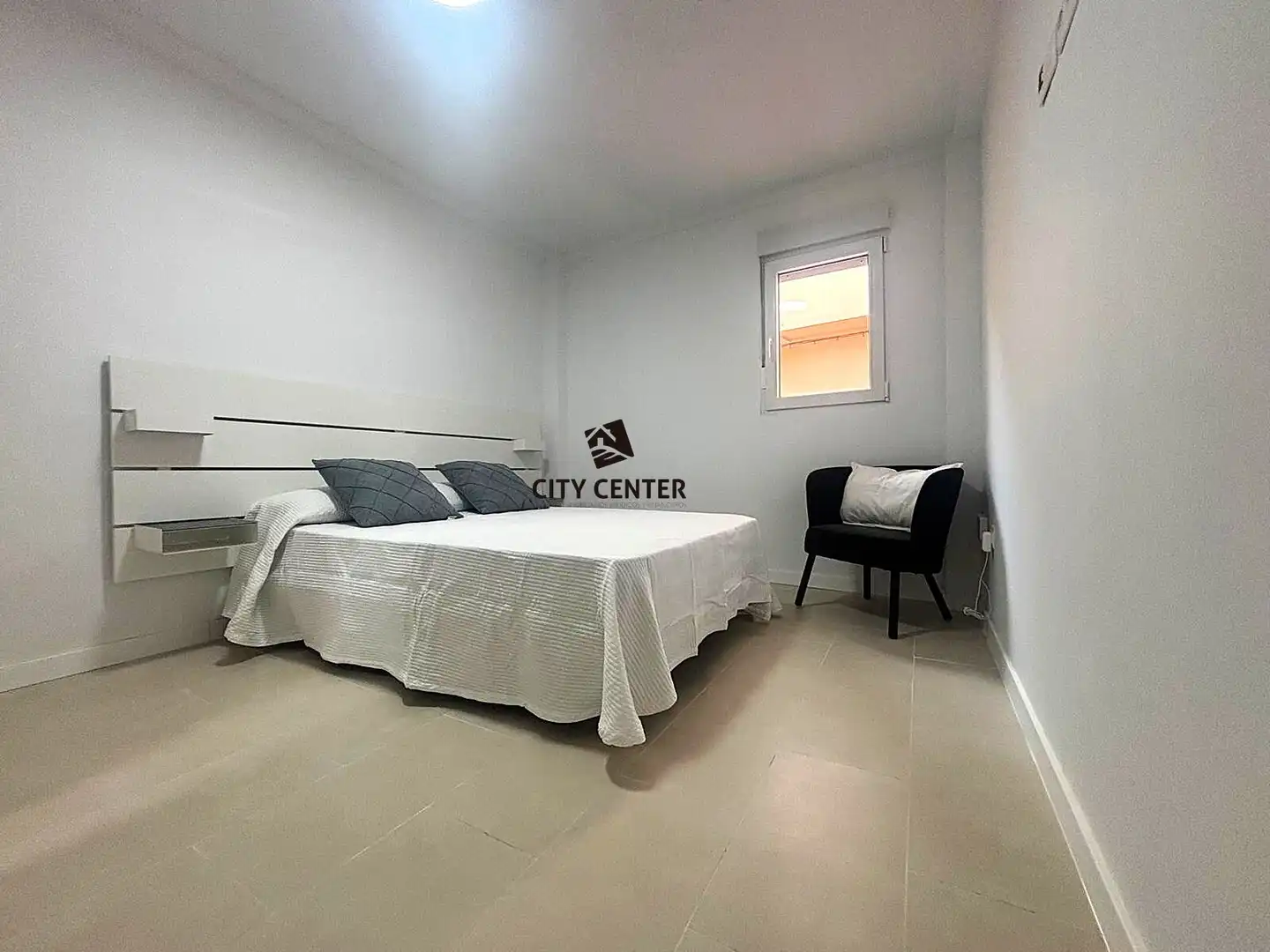 Dormitori de Apartament en venda en Puerto de la Cruz amb Terrassa i Moblat